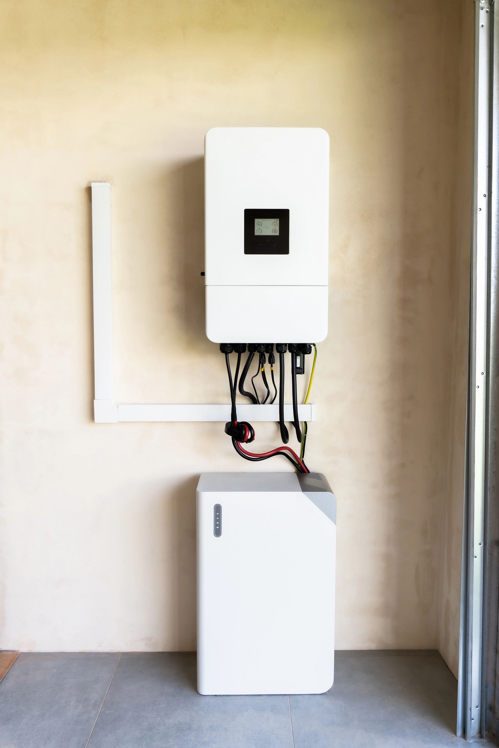svc3 solar battery installation